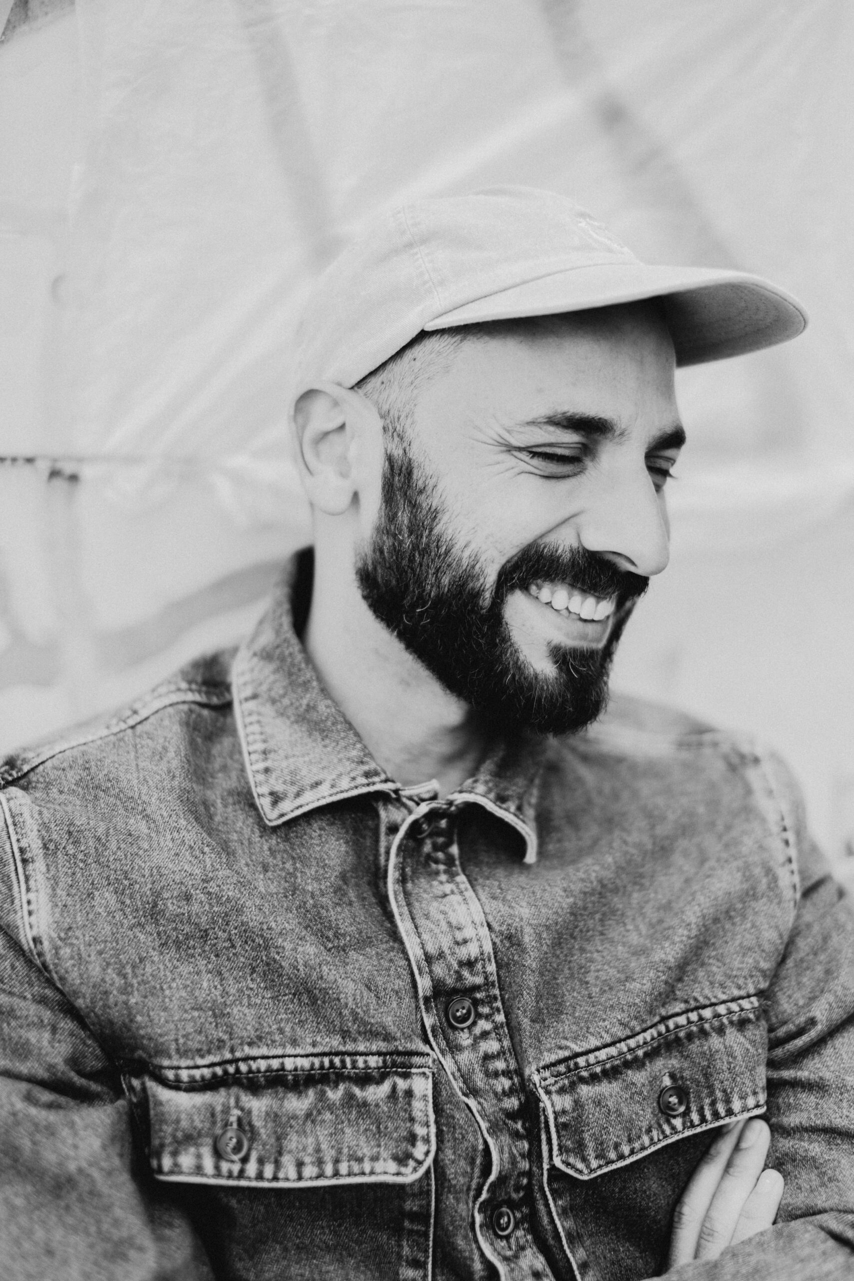 Radwan, a Syrian collage artist based in Belgium.